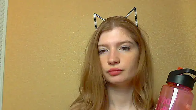 Snapshot of faiirylight chatting on 03/05/25, 11:28 faiirylight online show from 03/05/25, 11:28