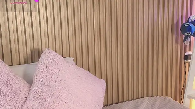 emily sweett24 online show from 03/25/26, 12:22