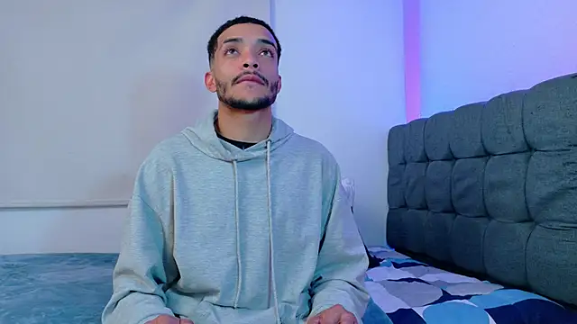 eross chipre  online show from 02/09/26, 03:43