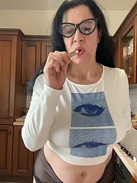 LadydeSade online show from 02/24/26, 12:36