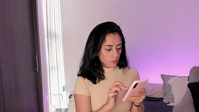  lucianapalmer online show from 03/06/25, 03:45