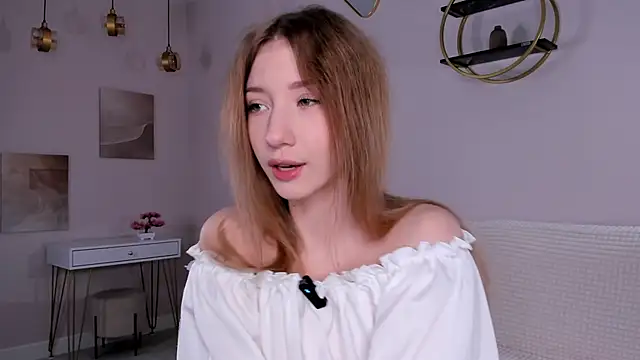 SunnivaCovil online show from 09/10/25, 02:06