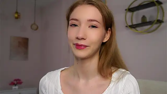 SunnivaCovil online show from 09/19/25, 02:40