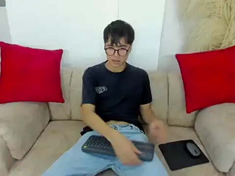 liam orion online show from 03/08/25, 08:25