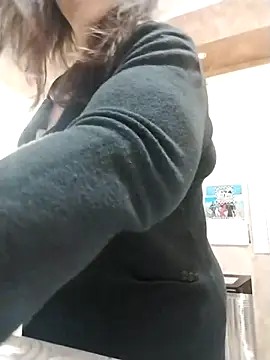 Dolcecurvy online show from 11/15/25, 10:37