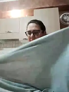 Dolcecurvy online show from 02/04/26, 10:36