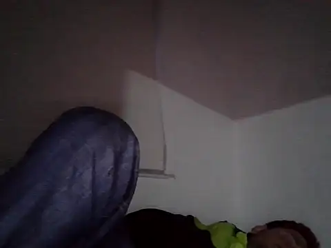 Snapshot of kinkyfag94 chatting on 09/12/25, 08:25 kinkyfag94 online show from 09/12/25, 08:25