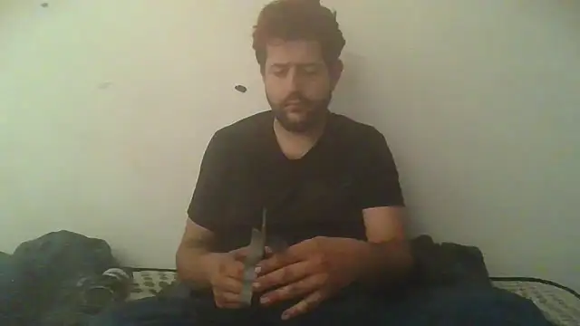 Snapshot of kinkyfag94 chatting on 09/28/25, 06:13 kinkyfag94 online show from 09/28/25, 06:13