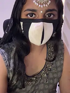 Dishasarmaa05 online show from 03/19/26, 04:33