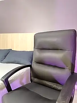 Ashly hills online show from 02/28/25, 03:15