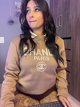 Ashly hills online show from 05/01/26, 03:11