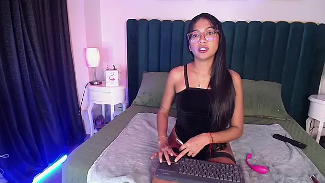 Tyla Ks online show from 02/27/25, 10:31