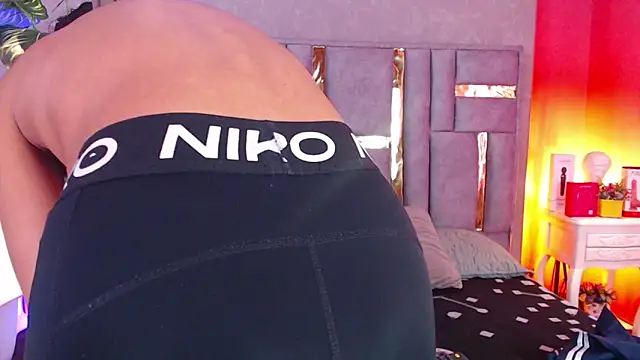 Tyla Ks online show from 09/26/25, 07:40