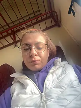 Snapshot of KittieHallo chatting on 03/11/25, 05:38 KittieHallo online show from 03/11/25, 05:38