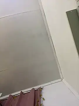 Snapshot of tu-bebitaa chatting on 02/21/25, 11:32 tu-bebitaa online show from 02/21/25, 11:32