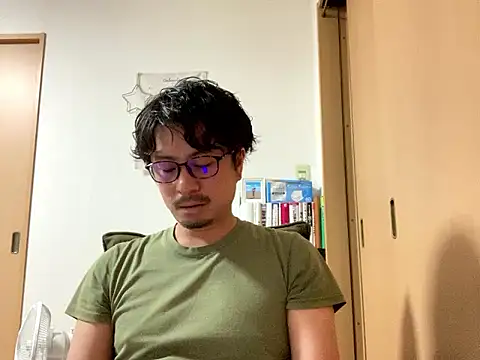 Snapshot of masato1115aa chatting on 09/19/25, 02:40 masato1115aa online show from 09/19/25, 02:40