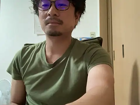 Snapshot of masato1115aa chatting on 09/21/25, 02:40 masato1115aa online show from 09/21/25, 02:40