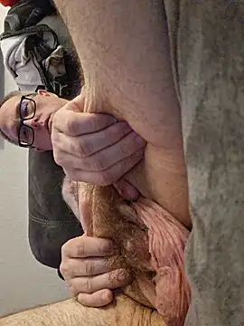 Smallone327 online show from 04/06/26, 04:46