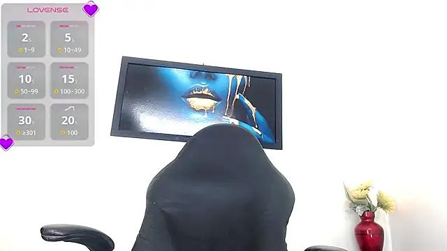 jymena xxx online show from 11/07/25, 07:14