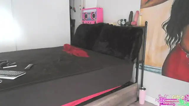Queenanitadix online show from 04/27/26, 03:10