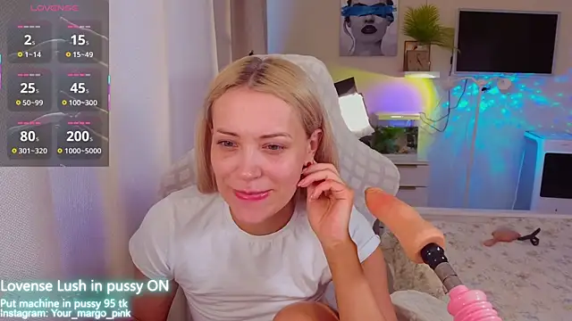Snapshot of Margony chatting on 07/18/26, 04:27 Margony online show from 07/18/26, 04:27
