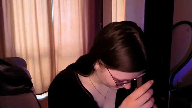 milliedoll online show from 04/10/26, 09:58