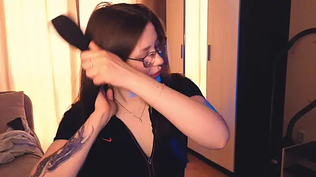 milliedoll online show from 04/14/26, 04:18