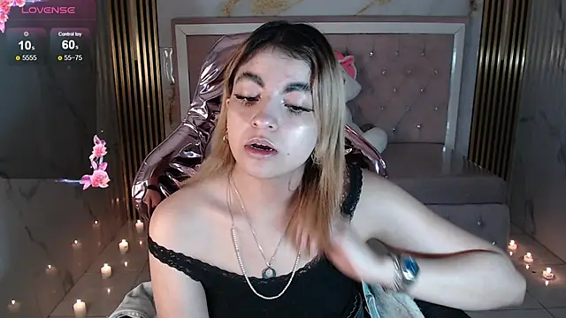 lili conor s online show from 09/17/25, 03:30