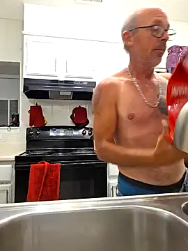 chris8827 online show from 10/12/25, 09:25