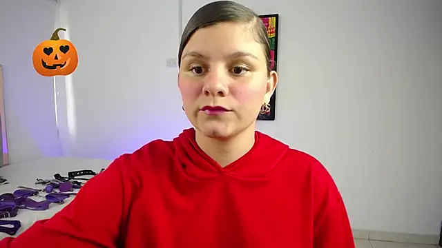 ValeAmayaa online show from 10/12/25, 08:19