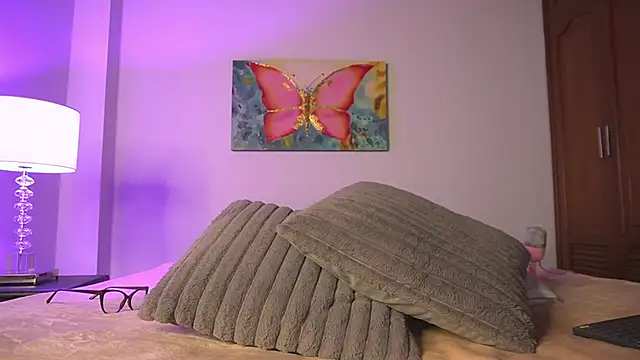 gala monroe online show from 11/19/25, 11:10