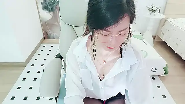 Dazzlebean online show from 03/23/26, 03:16