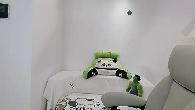 Dazzlebean online show from 04/10/26, 03:17