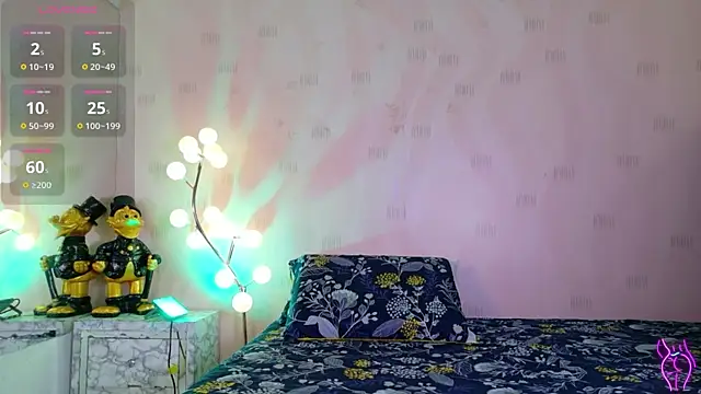 innocenthazel online show from 04/18/26, 02:59