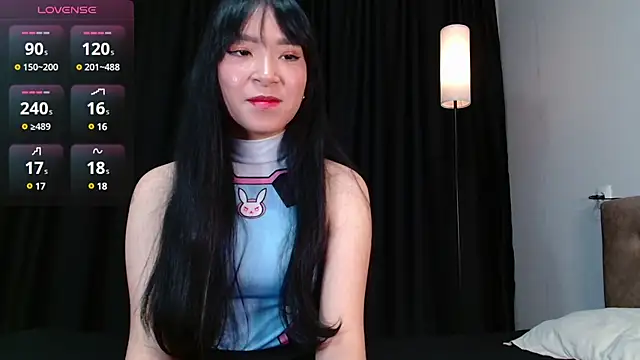 Snapshot of miyakimi0101 chatting on 03/20/25, 01:24 miyakimi0101 online show from 03/20/25, 01:24