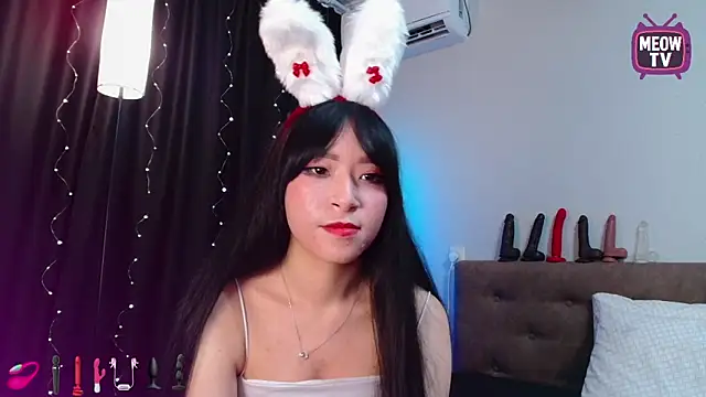 Snapshot of miyakimi0101 chatting on 09/24/25, 01:09 miyakimi0101 online show from 09/24/25, 01:09