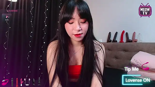 Snapshot of miyakimi0101 chatting on 10/03/25, 11:46 miyakimi0101 online show from 10/03/25, 11:46
