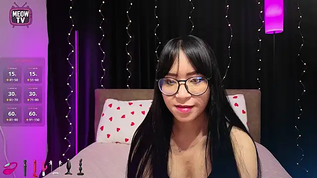 miyakimi0101 online show from 04/11/26, 12:37