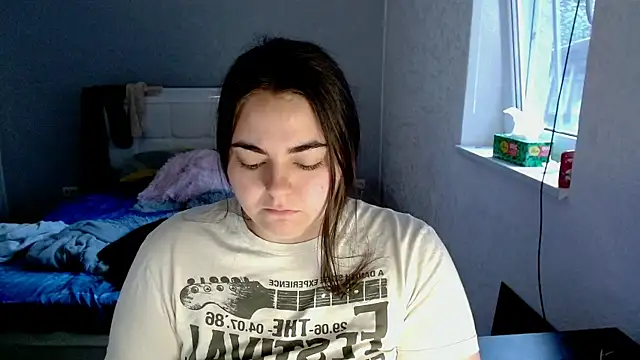 Snapshot of kitsune_8 chatting on 07/11/26, 03:09 kitsune 8 online show from 07/11/26, 03:09