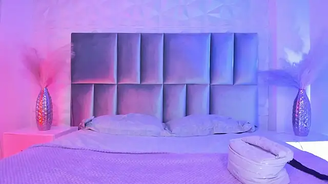 Selene bennet online show from 04/12/26, 03:28