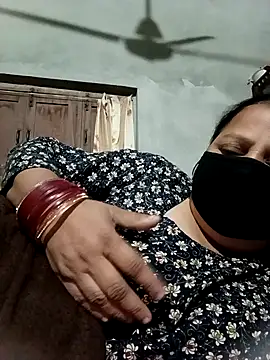 sharnjit299 online show from 12/02/25, 04:46