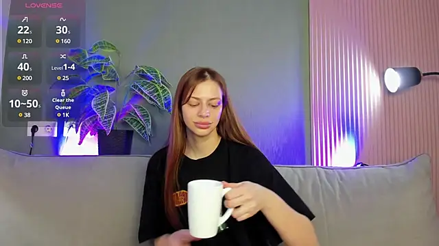 Snapshot of Diana_West chatting on 03/06/25, 11:47 Diana West online show from 03/06/25, 11:47