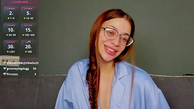 Snapshot of Diana_West chatting on 03/07/25, 02:56 Diana West online show from 03/07/25, 02:56