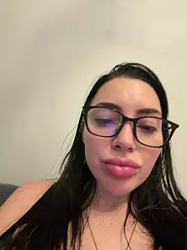 Mia Splash online show from 02/21/26, 03:46