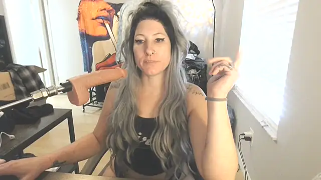 Snapshot of M3TAA chatting on 10/10/25, 07:02 M3TAA online show from 10/10/25, 07:02