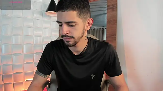 AlejandroStormm online show from 04/07/26, 04:13