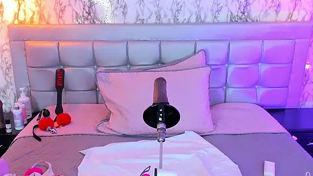 MELODYY SWEET online show from 04/12/26, 12:21