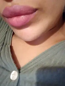 Sexlove1xo online show from 10/05/25, 08:40