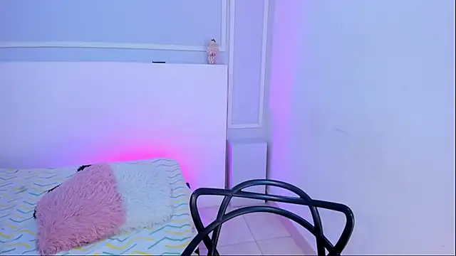 JasmineBella0 online show from 09/18/25, 08:11
