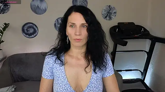 Snapshot of mylady_xenia chatting on 05/25/26, 06:03 mylady xenia online show from 05/25/26, 06:03
